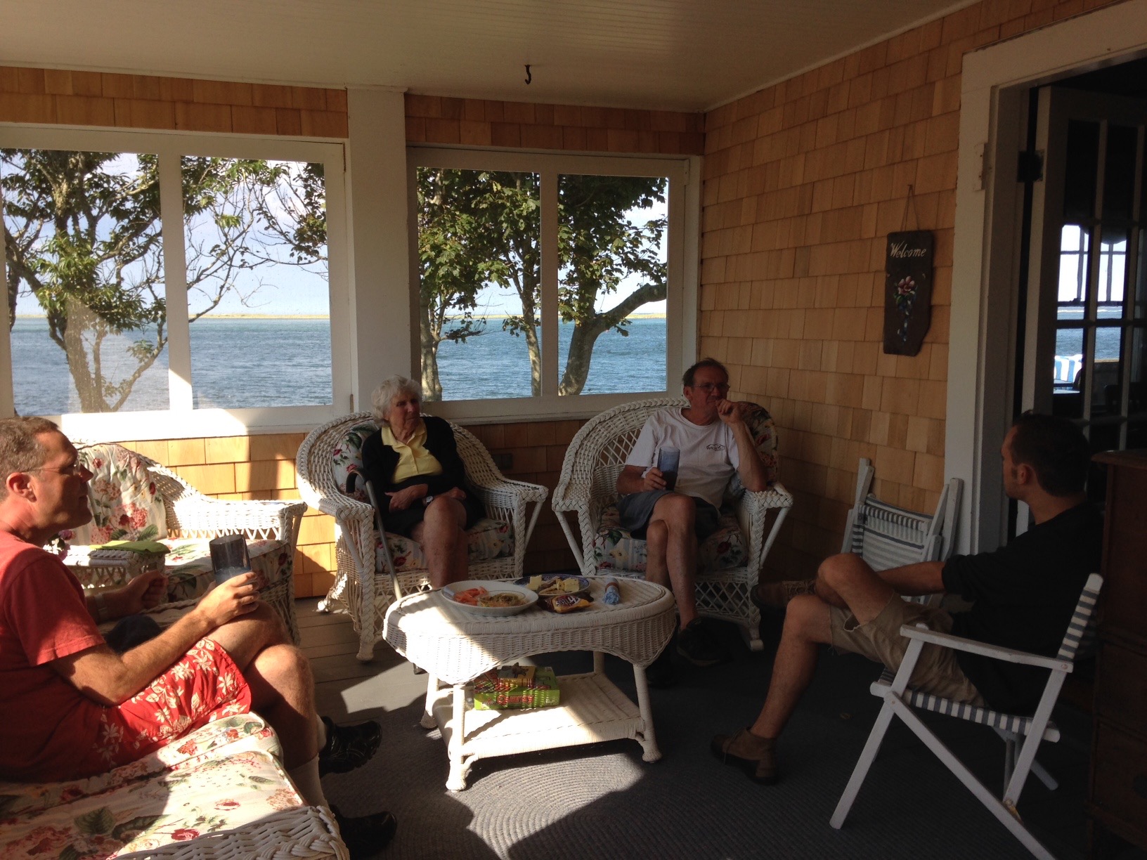 porch-point-house